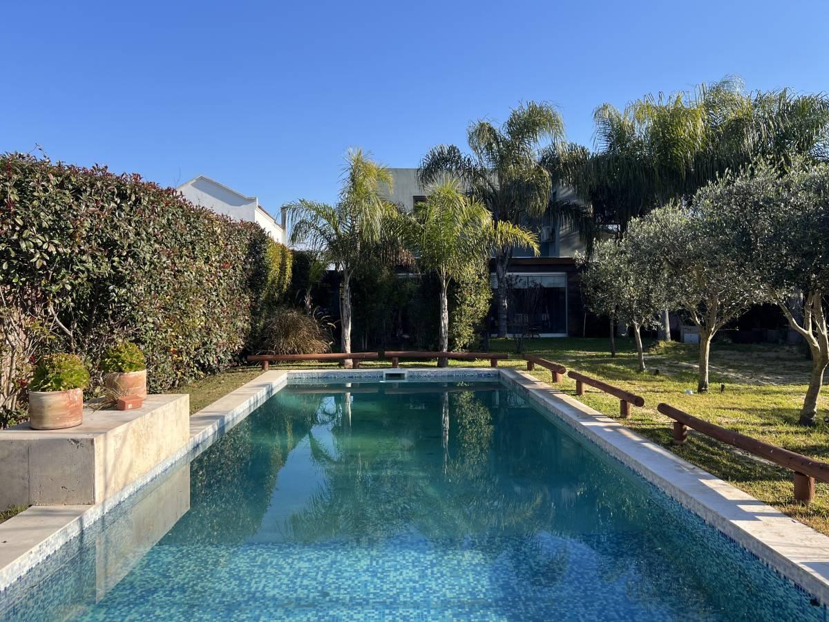 Casa en venta — foto 1