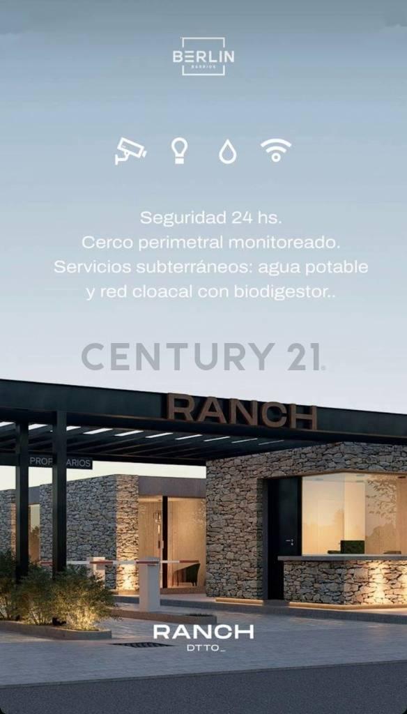 BARRIO RANCH situado en City Bell, con una ubicación estratégica que aloja similares barrios de cate — foto 1