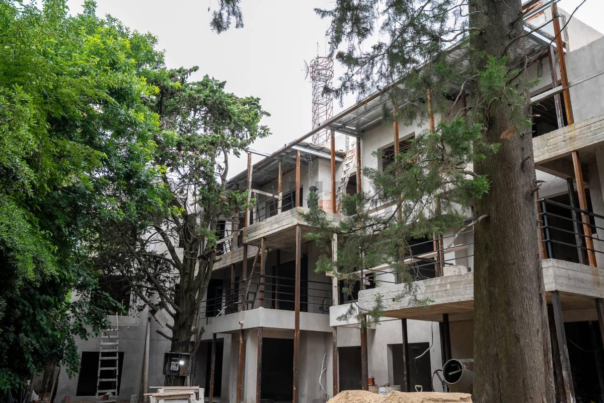 Venta Departamento de 2 dormitorios - CITY BELL - , Cno Gral. Belgrano e/ 465 y 466. — foto 1