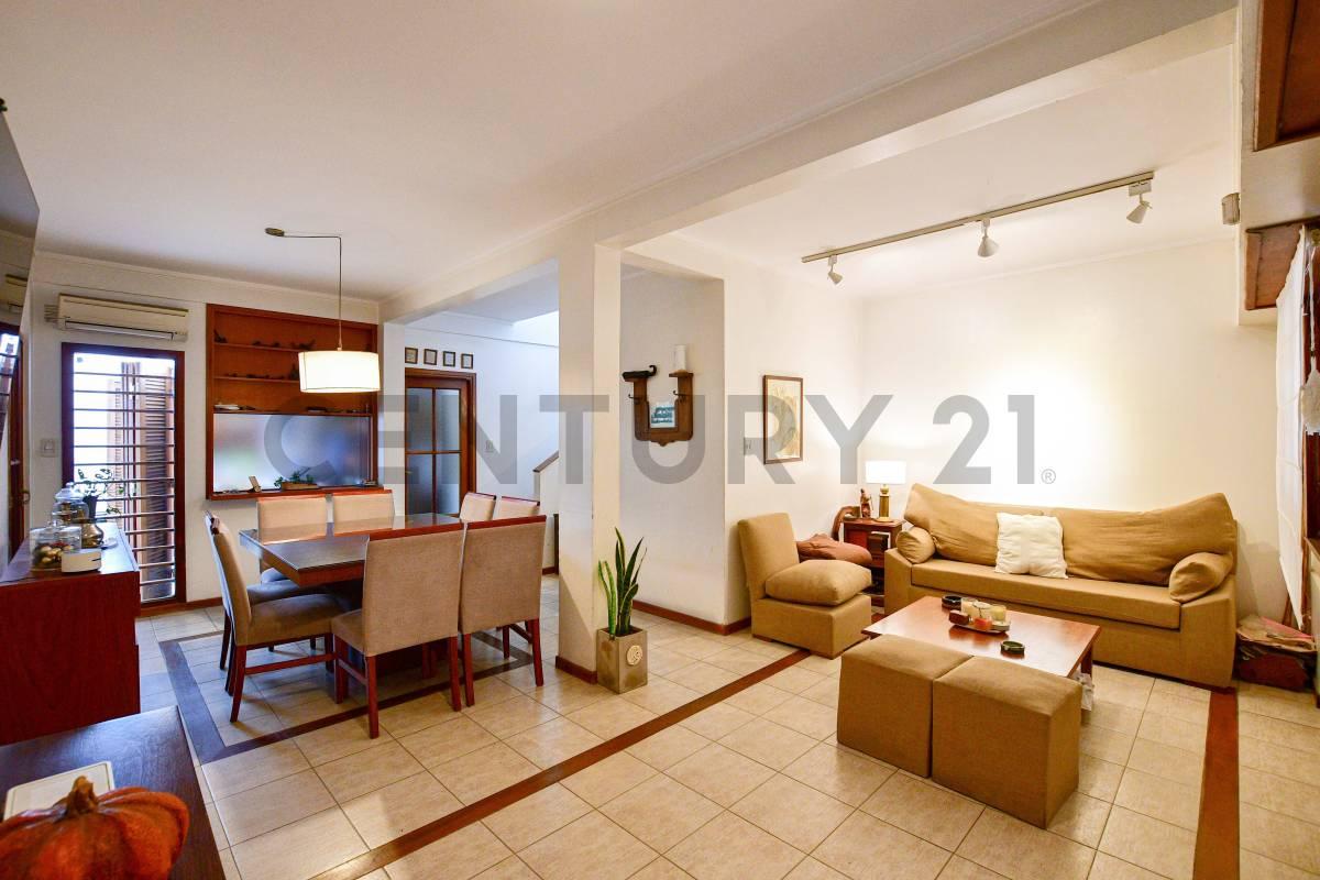 Casa en venta en La Plata 3 dormitorios — foto 1
