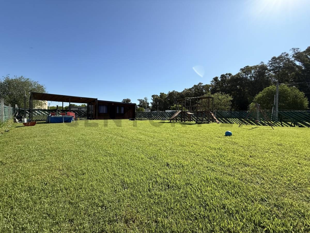 VENTA LOTE CON QUINCHO EN BARRIO LA CAMPIÑA CITY BELL — foto 1