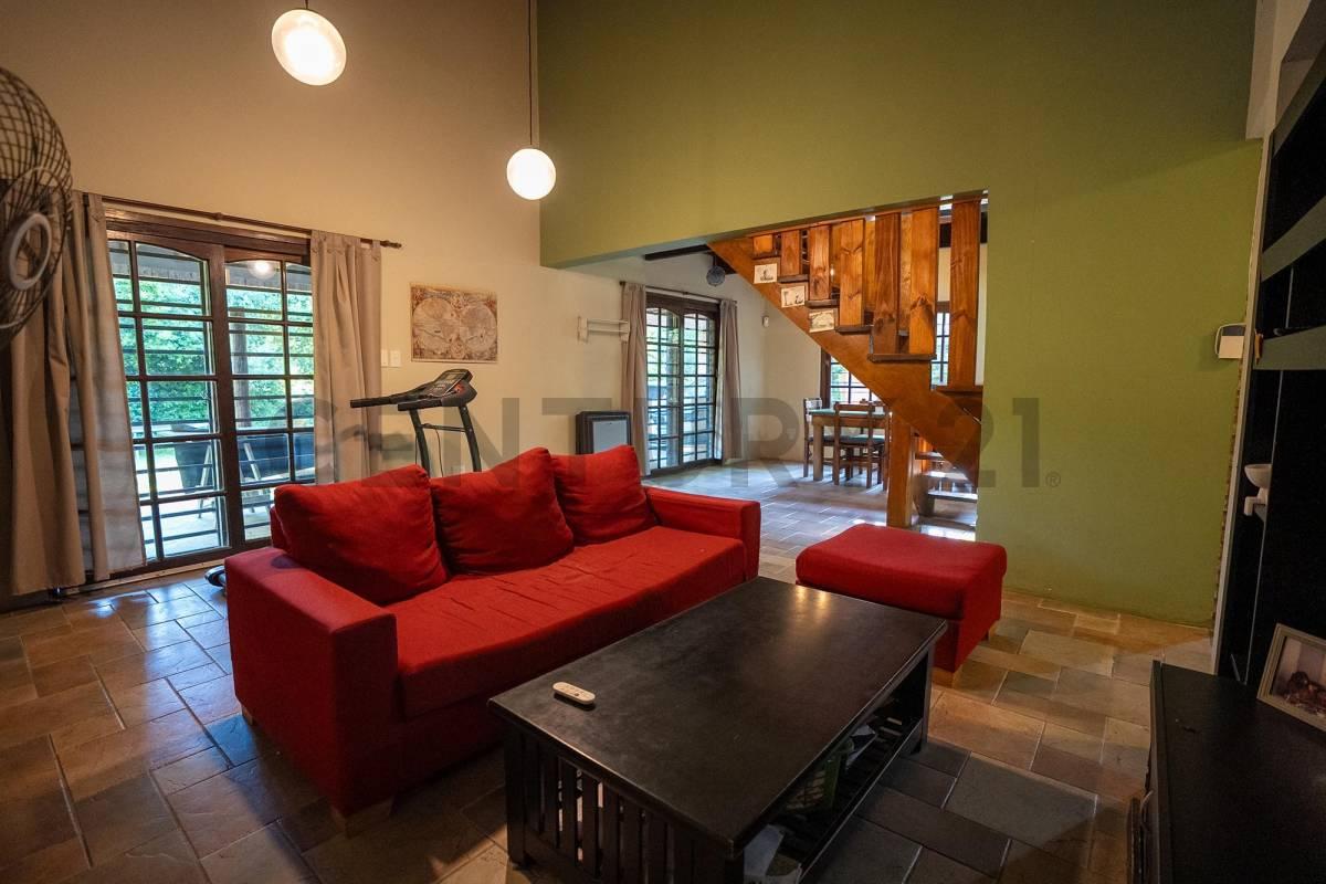 Casa en Venta con 3 dormitorios , Apto Banco , Villa Elisa, ( Zona Parque Ecológico) — foto 1