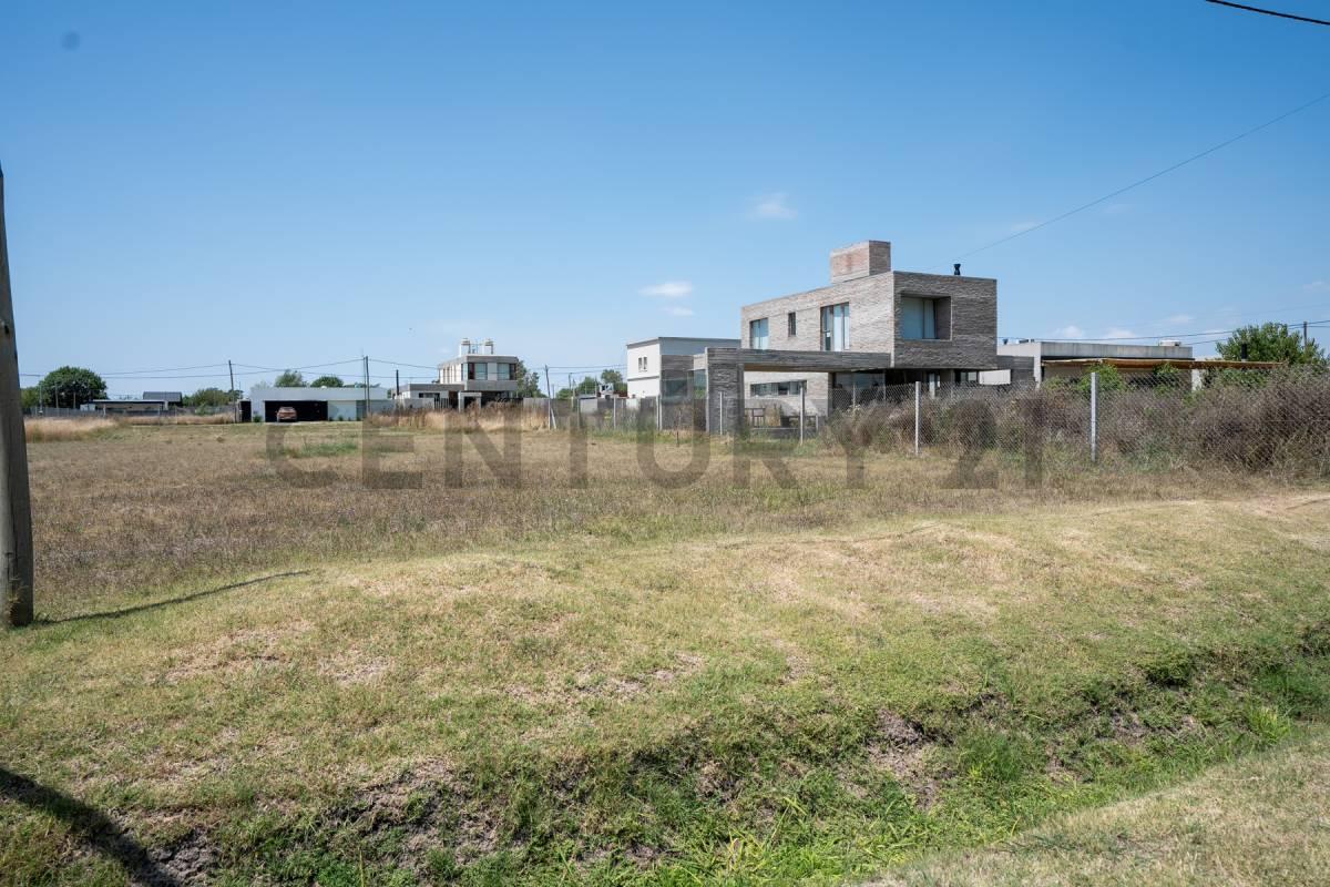 LOTE EN VENTA LAS BANDERITAS — foto 1