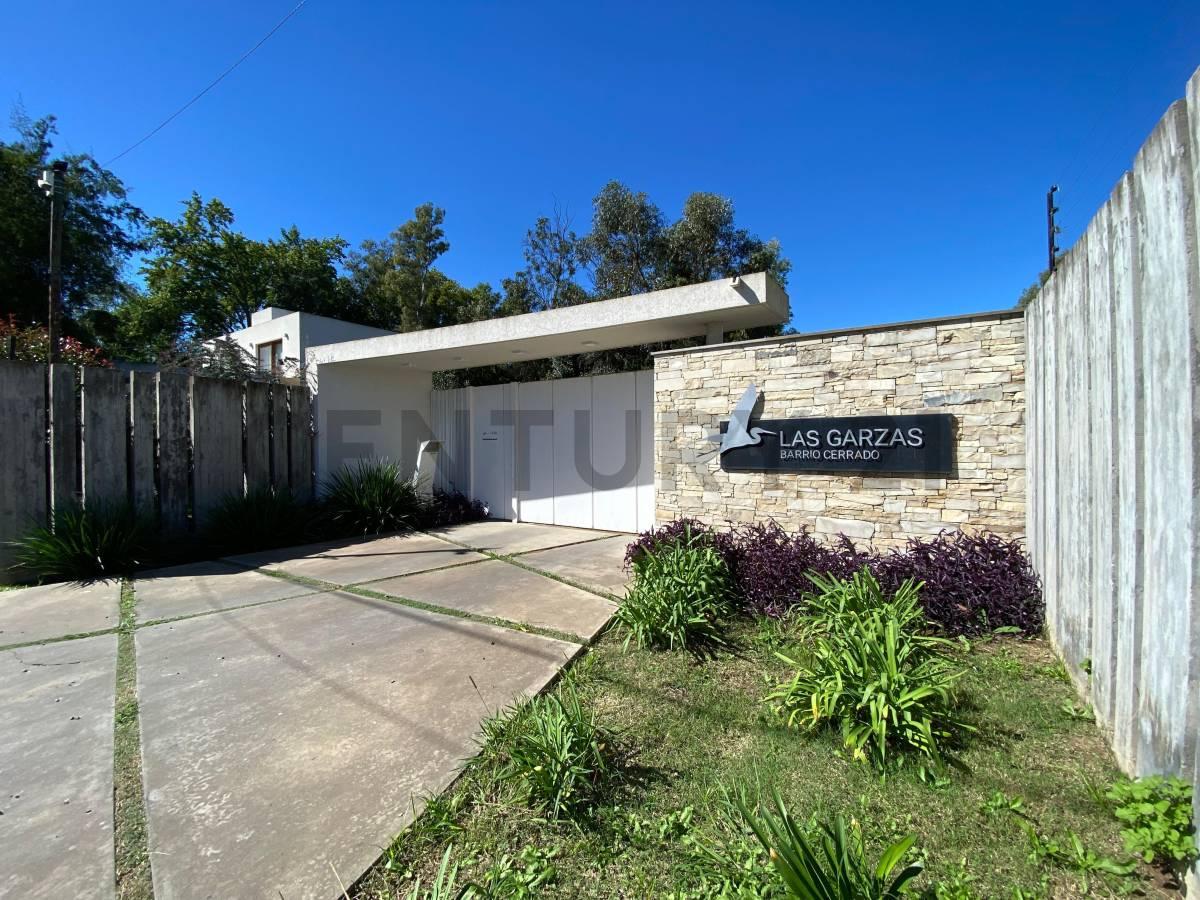 Lote en venta en Barrio Cerrado Las Garzas – Villa Elisa — foto 1
