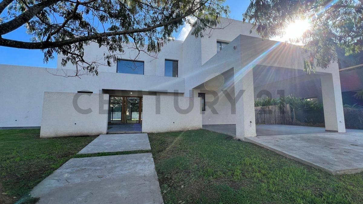 Venta casa muy luminosa en Barrio Cerrado San Matias - Escobar — foto 1