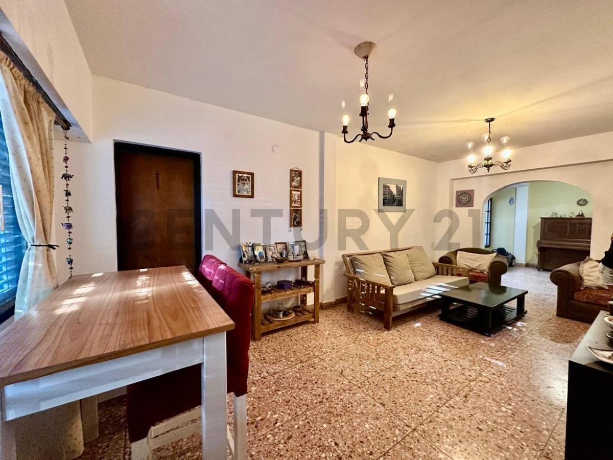 VENTA CASA PH 5 AMBIENTES VILLA TESEI HURLINGHAM APTO CREDITO — foto 1