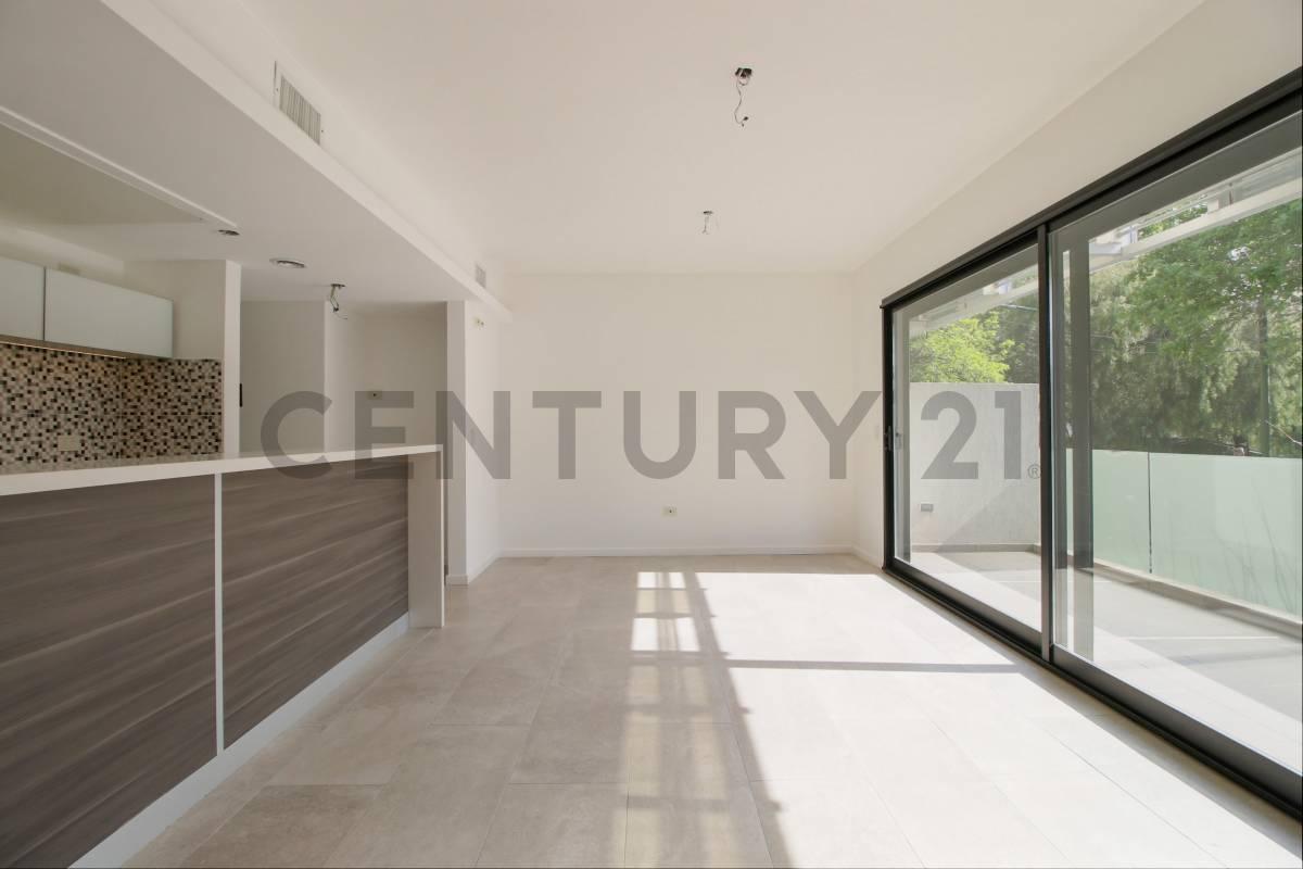 VENTA TRIPLEX 4 AMBIENTES BELGRANO R A ESTRENAR — foto 1