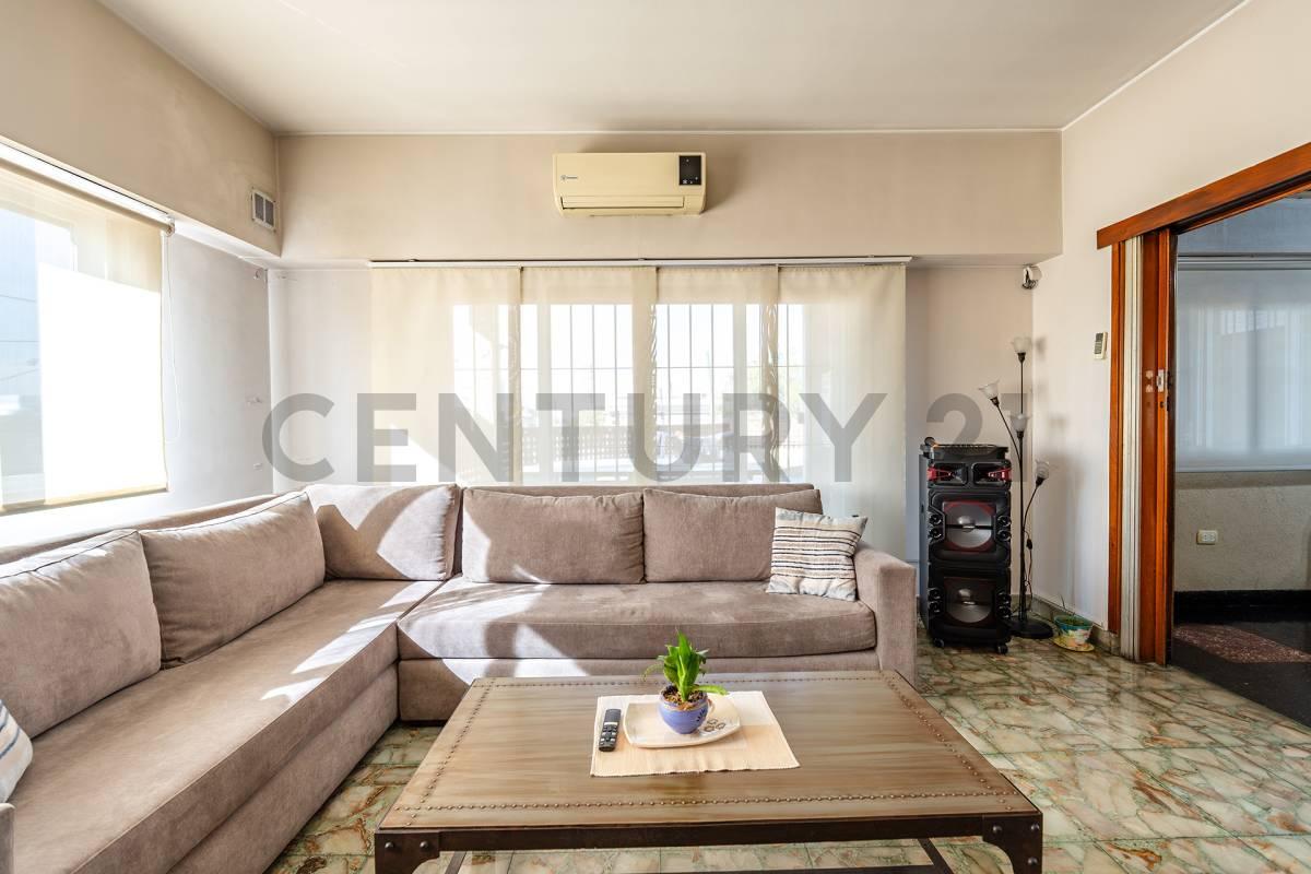 VENTA DEPARTAMENTO 4 AMBIENTES MORON PERMUTA APTO CREDITO TERRAZA — foto 1