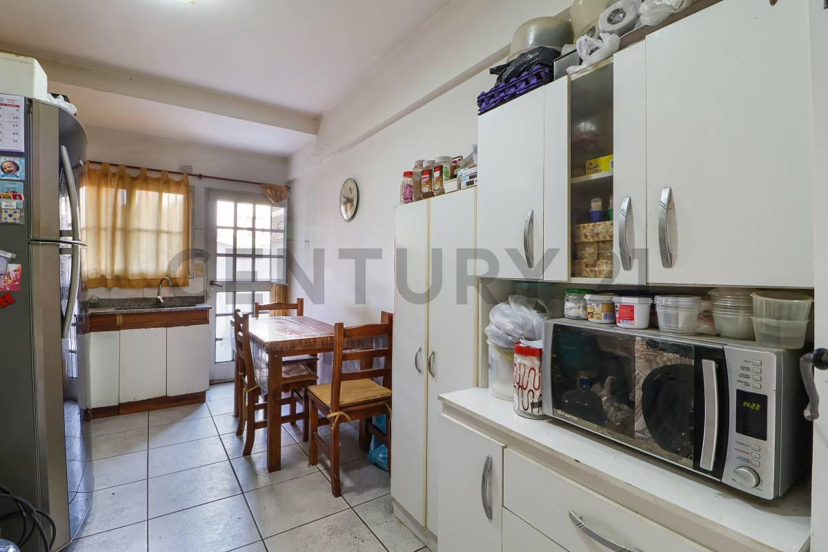 Venta departamento en PB Castelar Centro con estacionamiento — foto 1