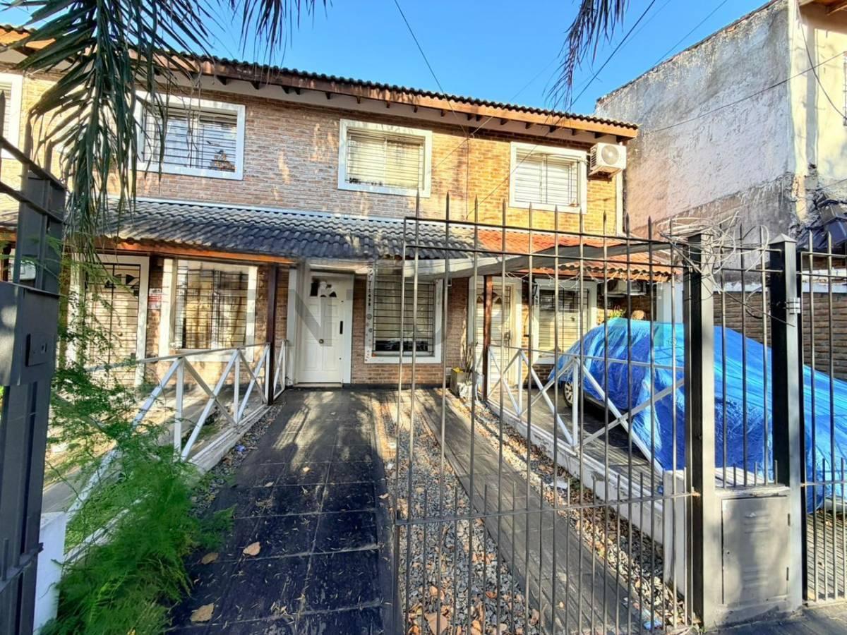 VENTA CASA DUPLEX 3 AMBIENTES COCHERA ITUZAINGO NORTE APTO CREDITO — foto 1