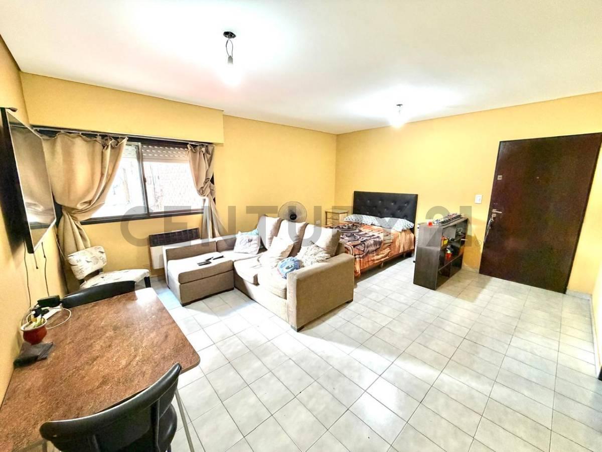 Venta Monoambiente Apto Profesional en Morón Centro – 31,45 m² – Bajas Expensa — foto 1