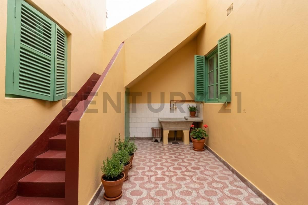Venta PH a refaccionar 4 Ambientes con Cochera, Terraza y Patio – Entrada Independiente avellaneda — foto 1