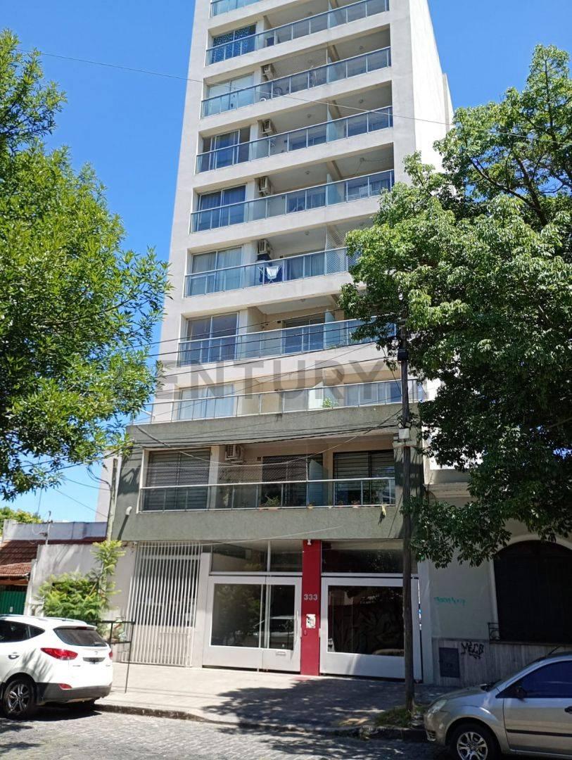 Local en venta en La Plata — foto 1