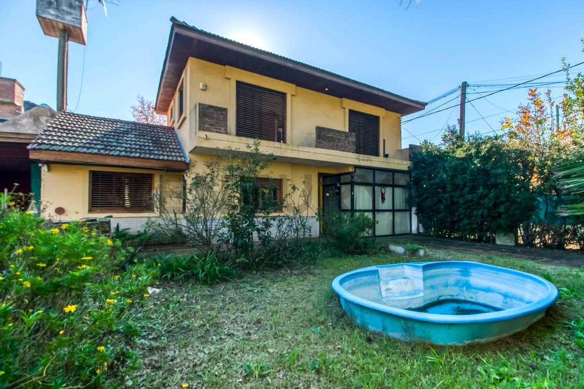 Casa en venta 3 dormitorios en City Bell 459 y 21d — foto 1