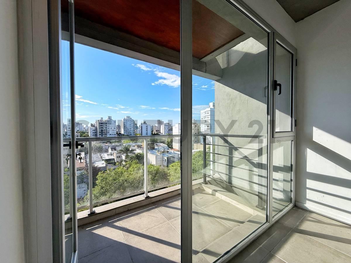 Departamento en venta de 2 dormitorios y cochera en La Plata — foto 1