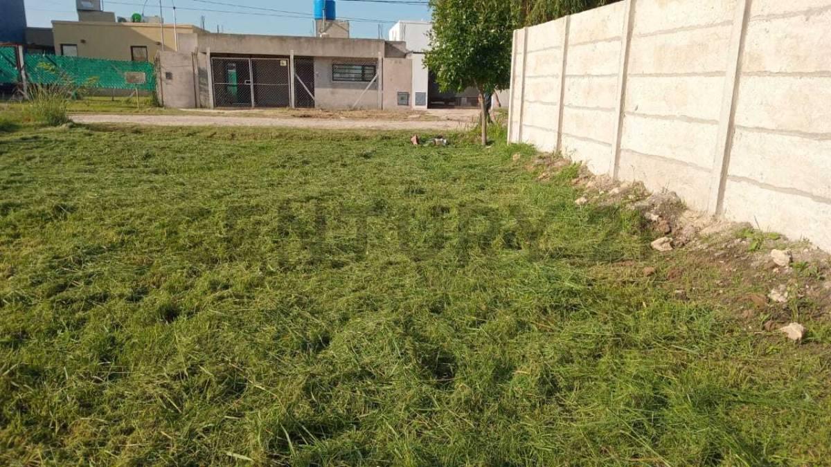 terreno en venta en la plata — foto 1