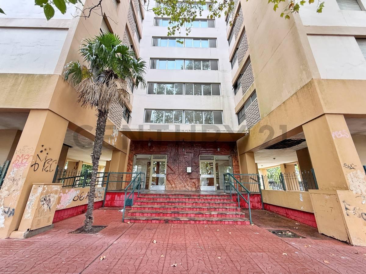 Departamento a la venta de dos dormitorios Diagonal 80 y 41 — foto 1