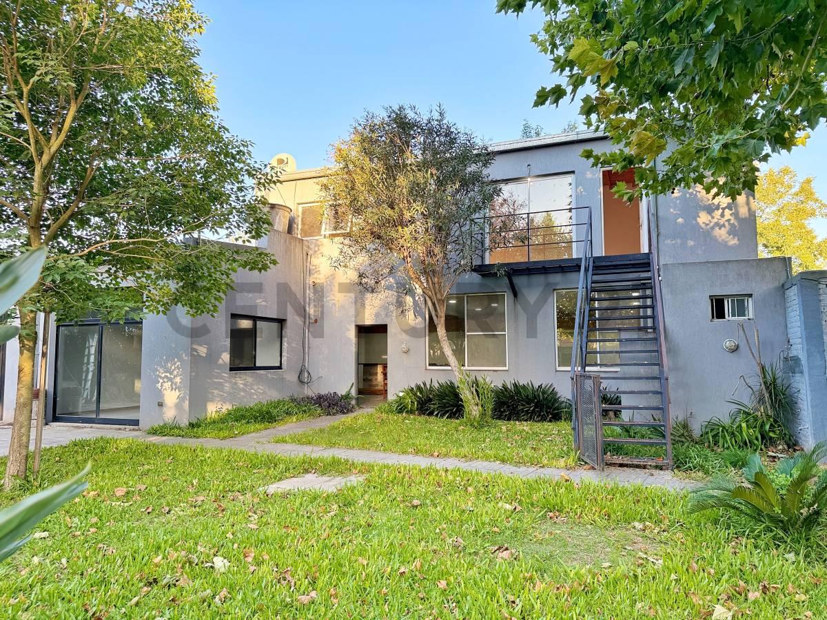 Casa en venta en Arturo Segui — foto 1