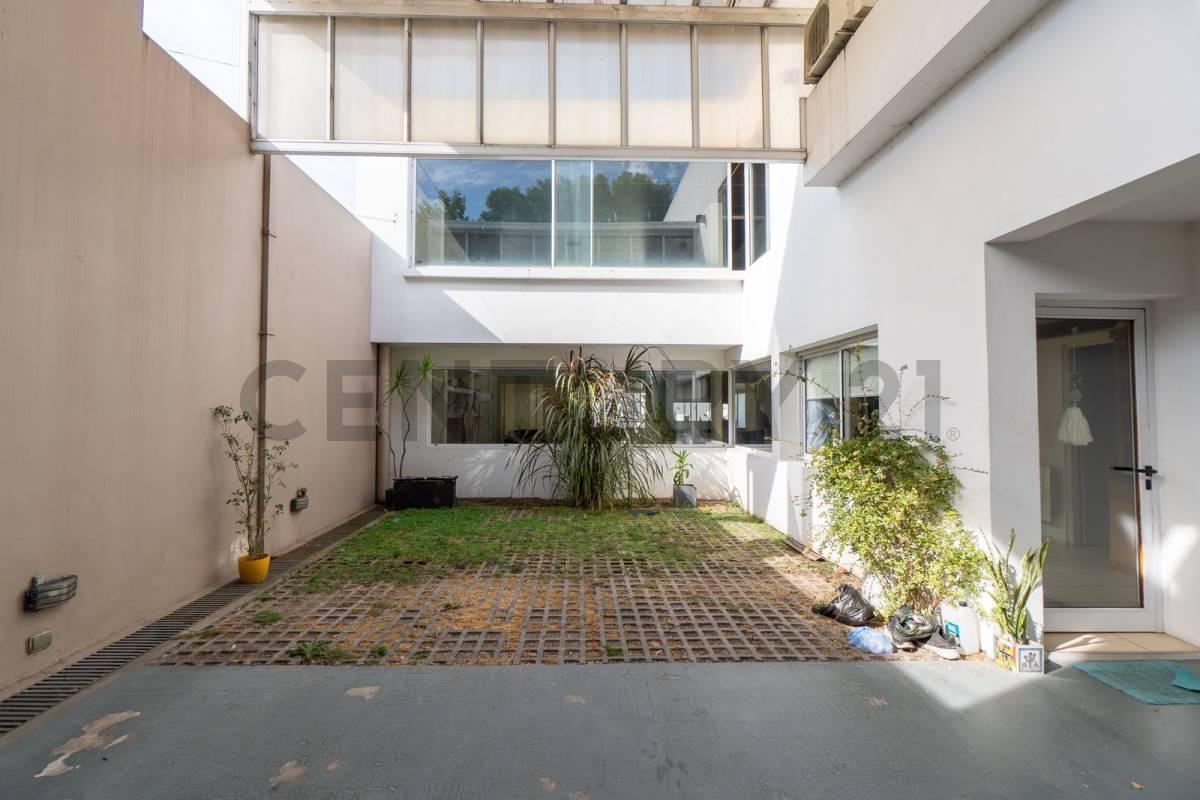 Venta de casa en La Plata — foto 1