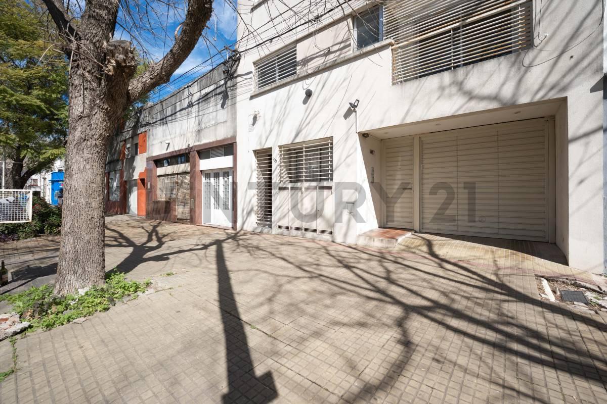 Departamento en Venta de 1 dormitorio con cochera en La Plata — foto 1