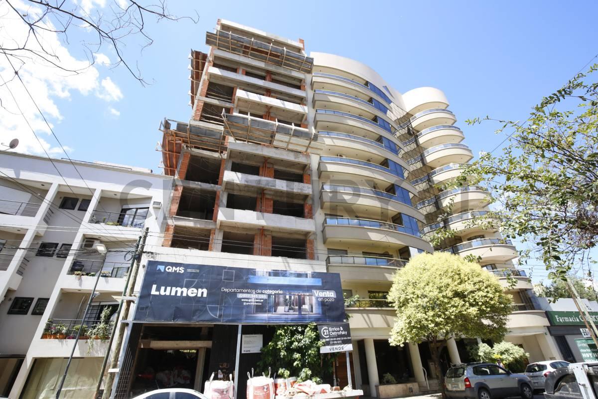 Departamento en venta en La Plata 1 dormitorio QMS LUMEN obra avanzada — foto 1