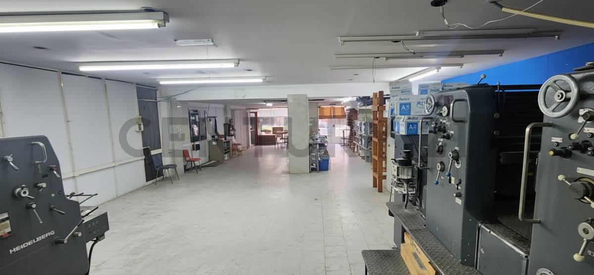 Local en Venta en La Plata Sobre Avenida — foto 1