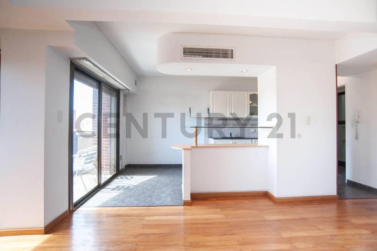 DEPARTAMENTO EN VENTA EN LA PLATA DE 4 DORMITORIOS — foto 1