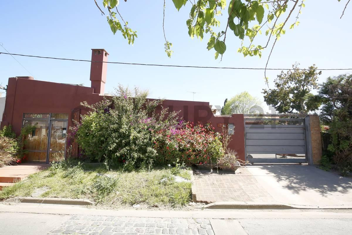 Casas en venta en Gonnet - ideal inversores — foto 1