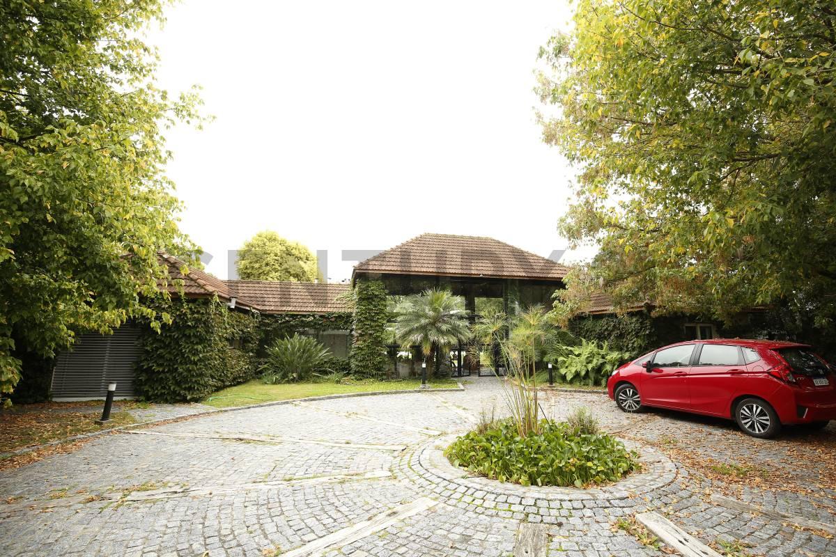 Casas en venta en barrio Don Carlos, Gonnet — foto 1