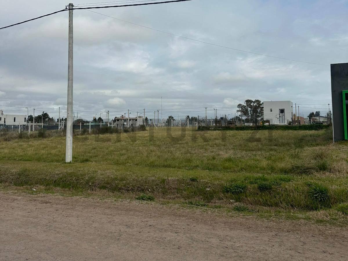 LOTE EN VENTA 13 ENTRE 661 Y 662 — foto 1