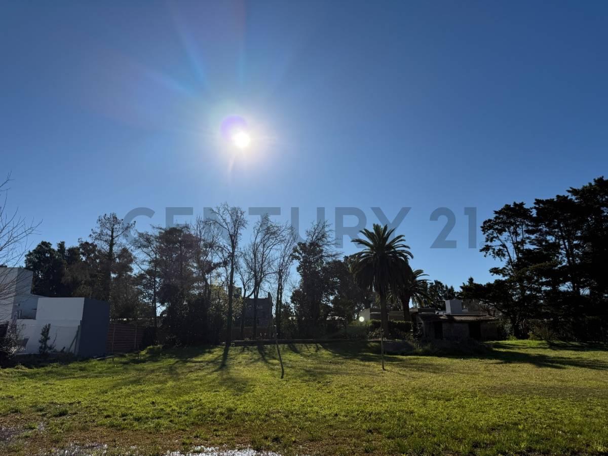 LOTE EN VENTA EN LA PLATA BARRIO SAN PATRICIO - HERNANDEZ — foto 1