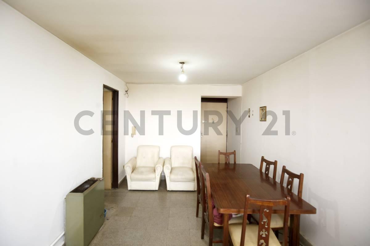 Departamento en venta en La Plata (3 dormitorios) — foto 1