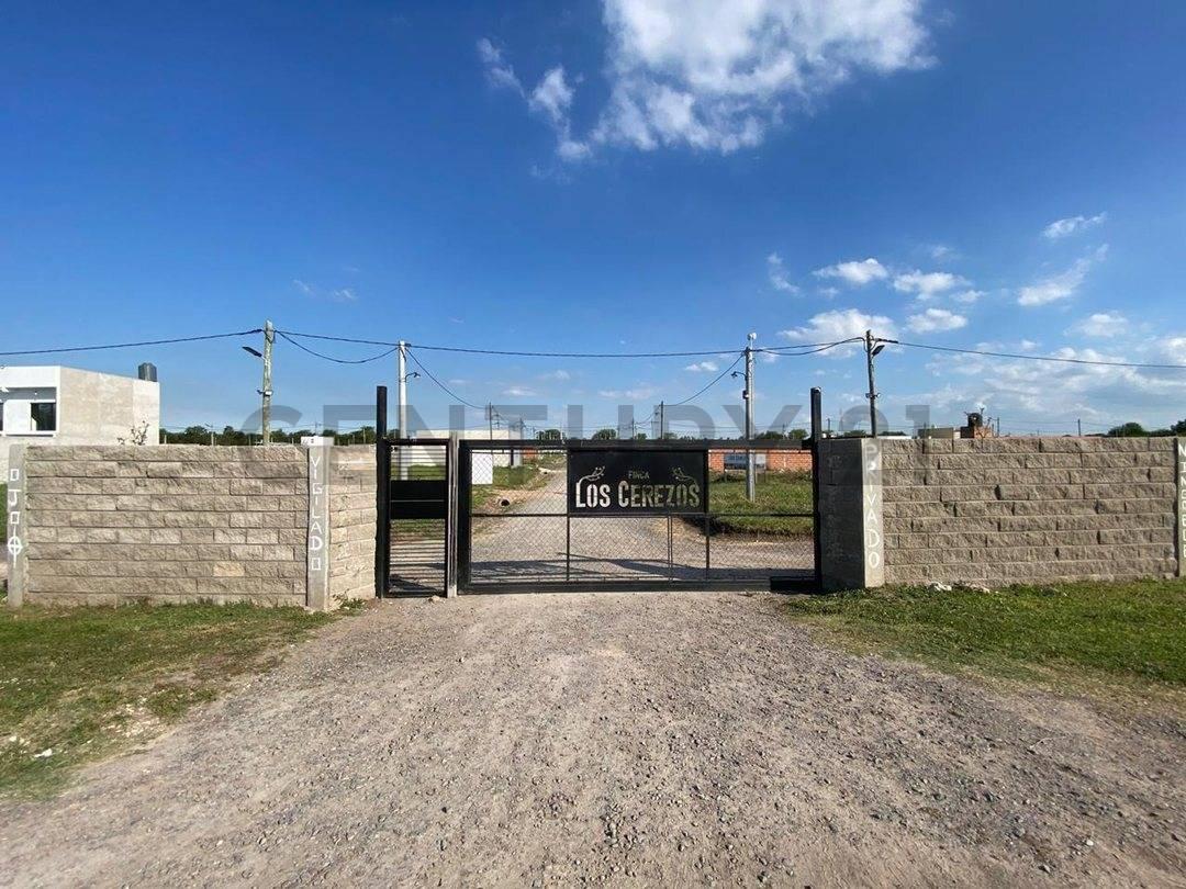 Oportunidad Lote en venta. Fincas Los Cerezos, Los Hornos — foto 1