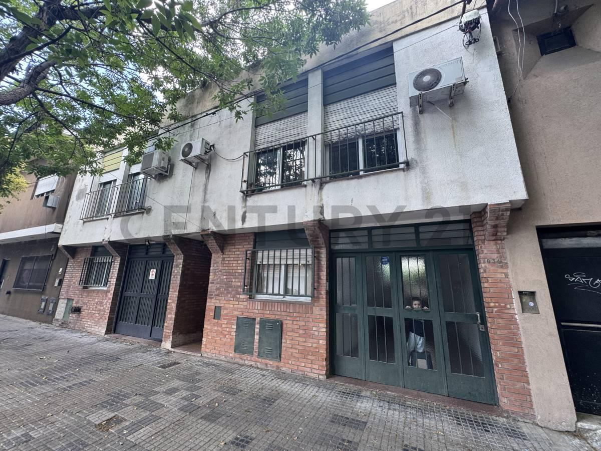 37 entre 11 y 12 PH refaccionado de 3 dormitorios en VENTA LA PLATA — foto 1