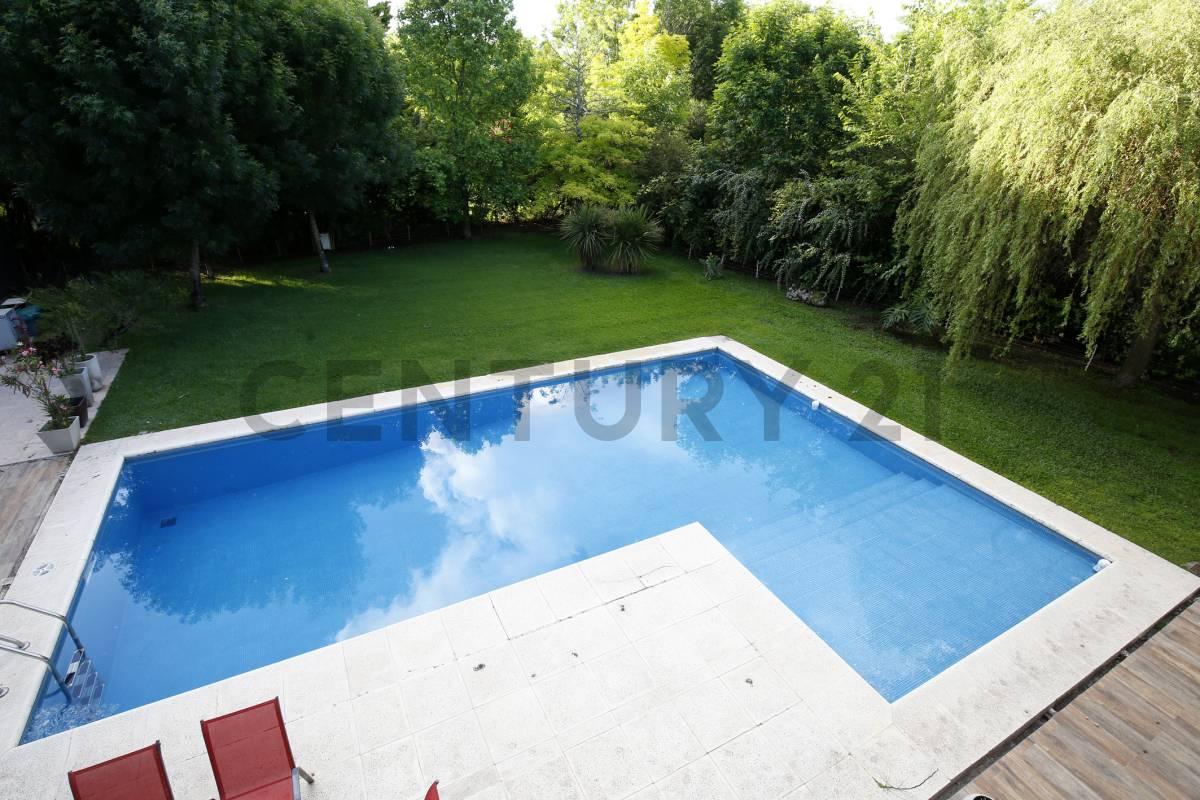 CASA EN VENTA EN GRAND BELL I - CITY BELL — foto 1