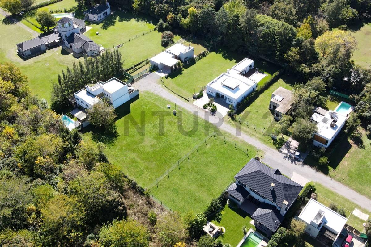 LOTE EN VENTA EN VILLA ELISA BARRIO CERRADO LOS BUHOS — foto 1
