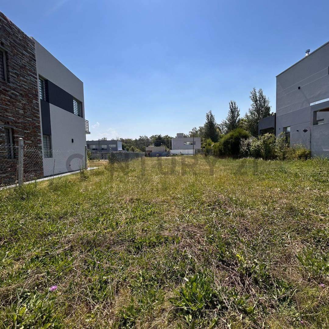 Lote en venta en City Bell Barrio La Serena — foto 1