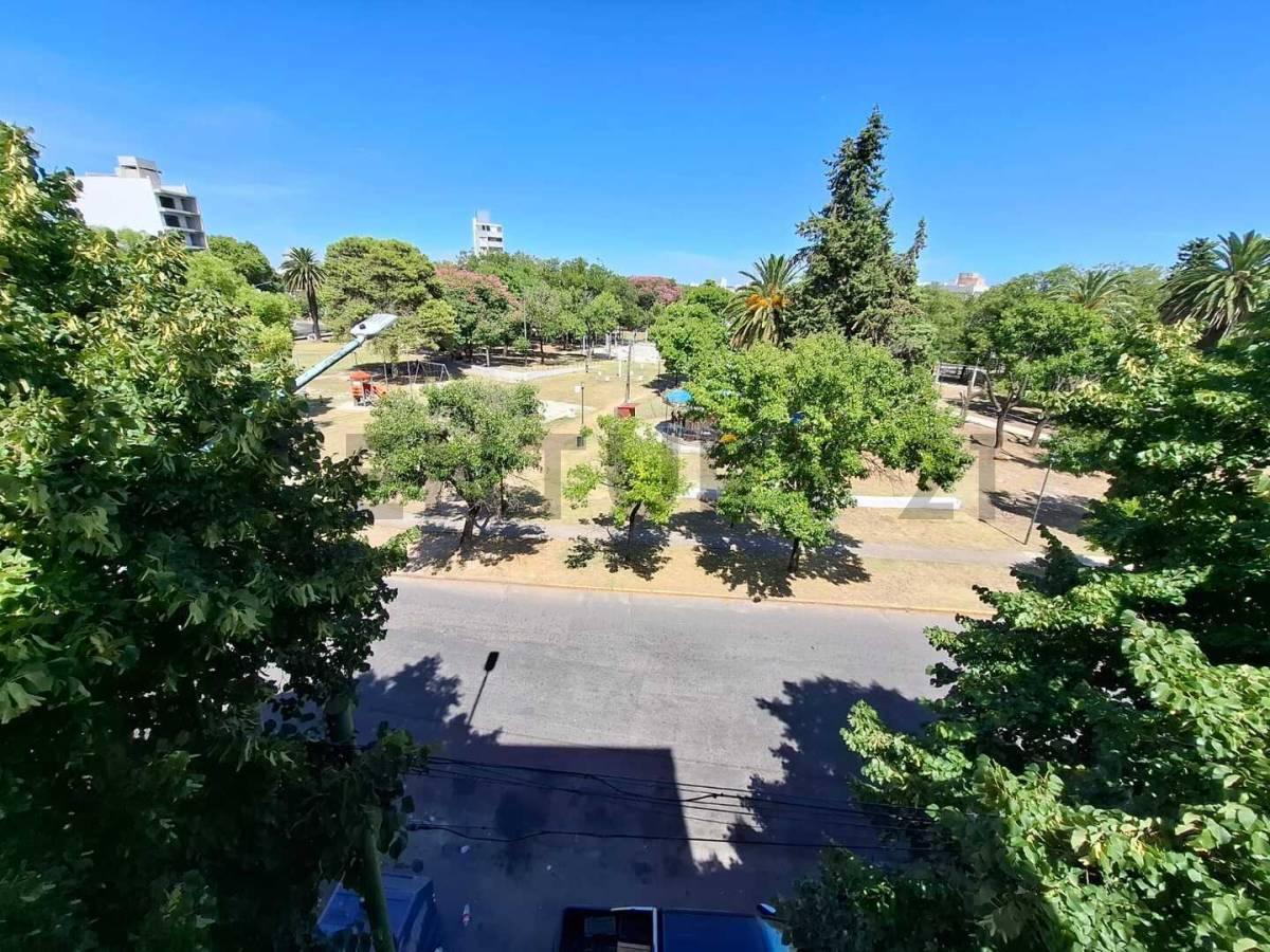 CALLE 19 Y DIAGONAL 76 FRENTE PLAZA IRIGOYEN | VENTA MONOAMBIENTE — foto 1