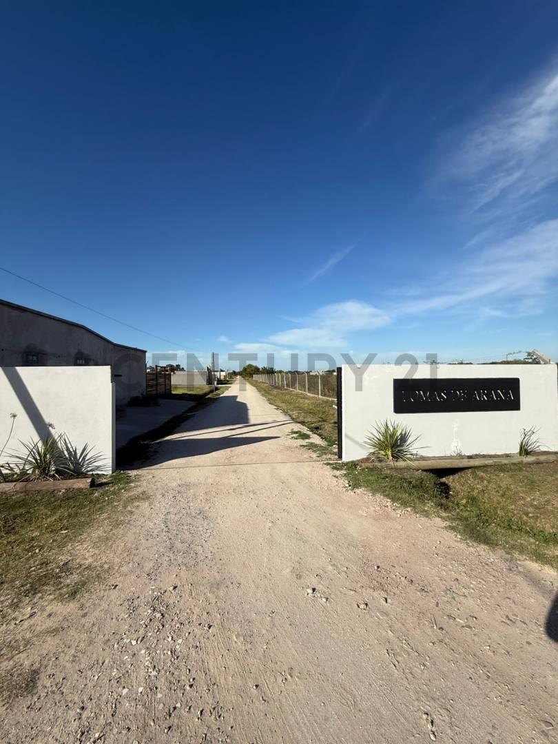 Terreno en Venta Ubicado en El Barrio Lomas de Arana, La Plata — foto 1