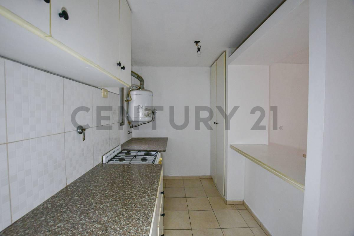Departamento en venta en La Plata de 2 dormitorios y baulera — foto 1