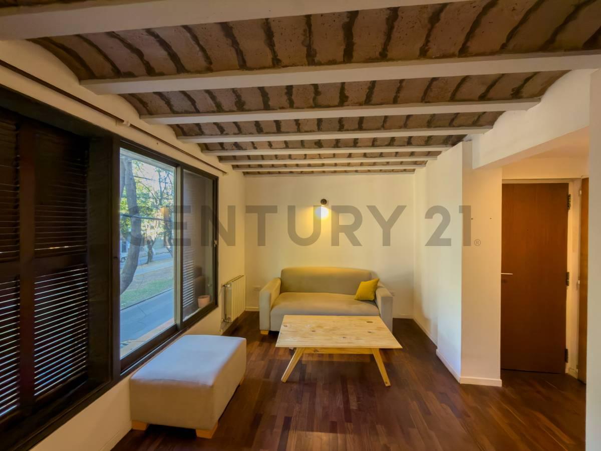 DEPARTAMENTO EN VENTA EN LA PLATA TIPO TRIPLEX — foto 1
