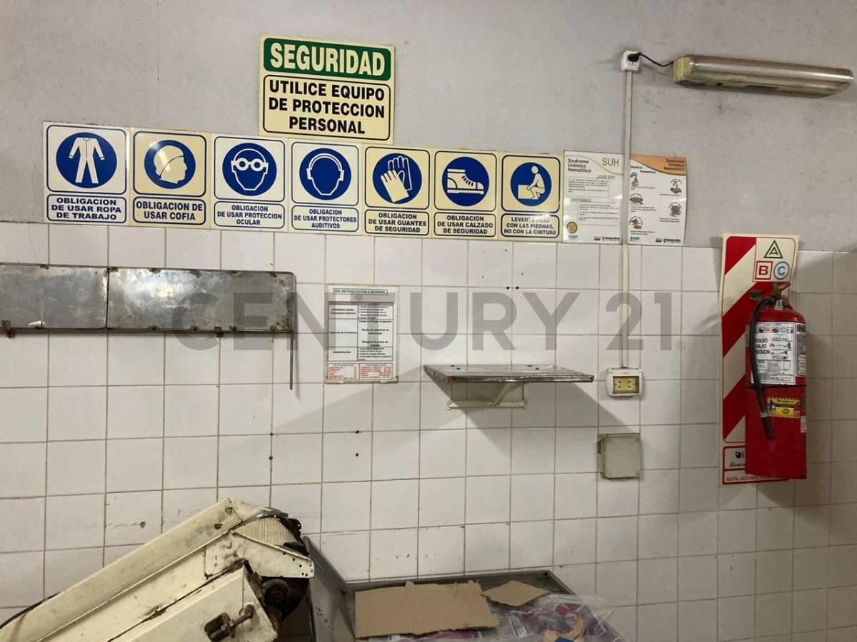 ALQUILER FABRICA-DEPOSITO — foto 1