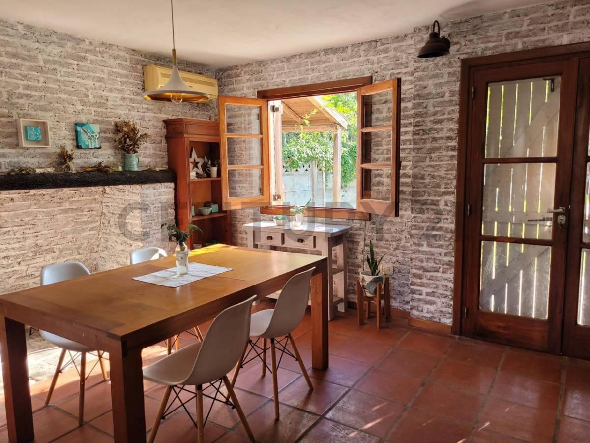 Casa en venta en City Bell — foto 1