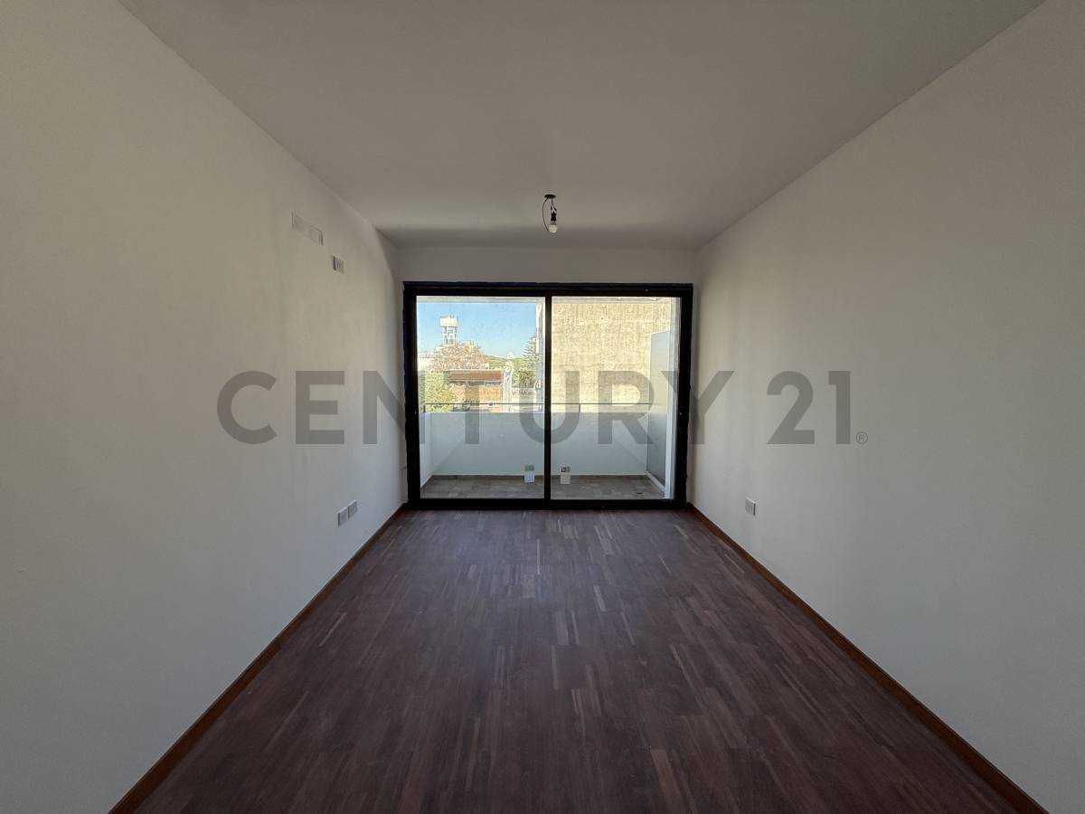 CALLE 3 E/ 61 Y 62 DPTO A ESTRENAR 1 DORMITORIO + COCHERA — foto 1