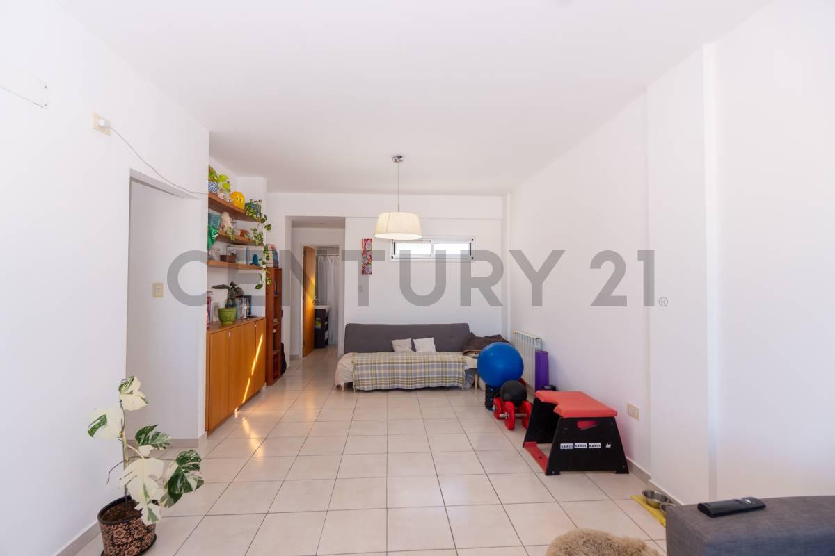 Departamento en venta en La Plata de 2 dormitorios con cochera — foto 1