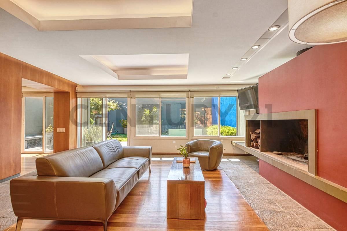 CASA EN VENTA EN LA PLATA 4 DORMITORIOS Y PILETA — foto 1