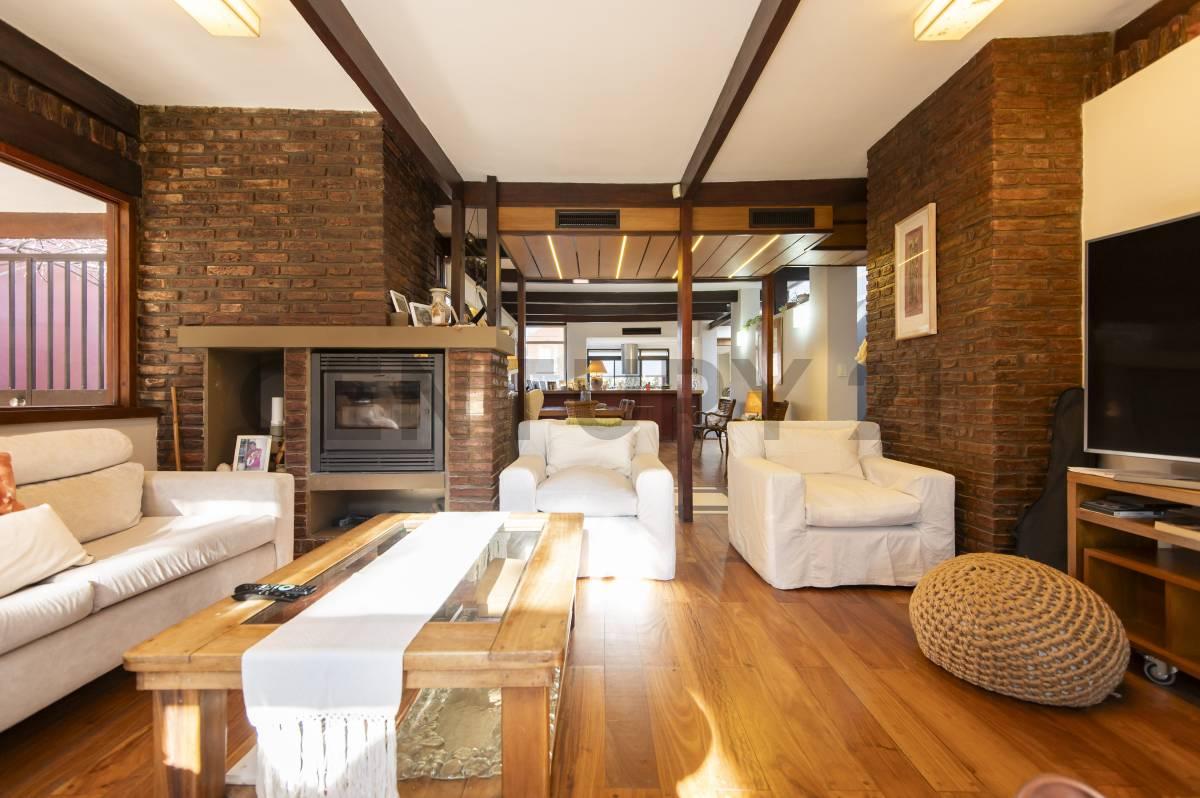Casa en venta en Gonnet — foto 1