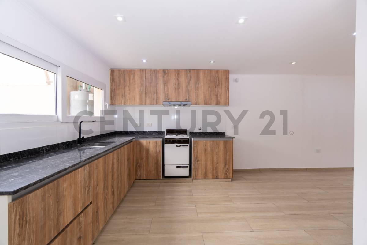 Casa en venta en La Plata tipo duplex a estrenar — foto 1