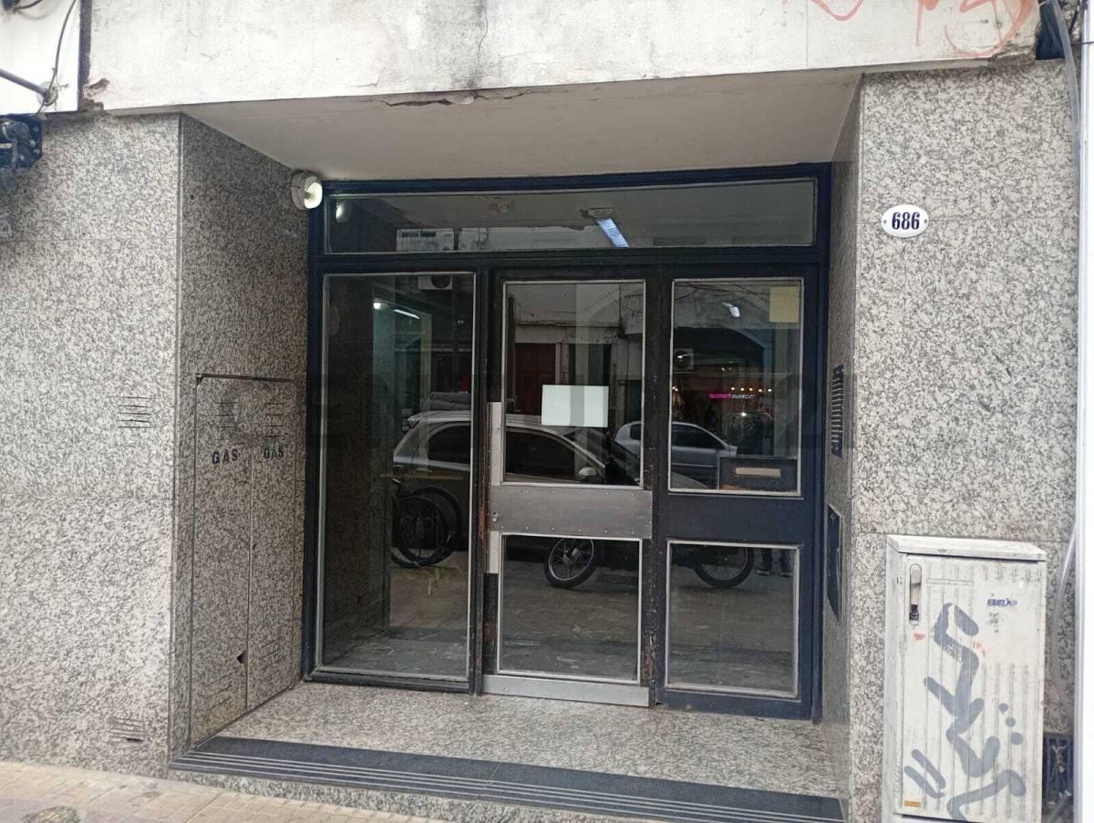 DEPARTAMENTO EN ALQUILER EN LA PLATA — foto 1