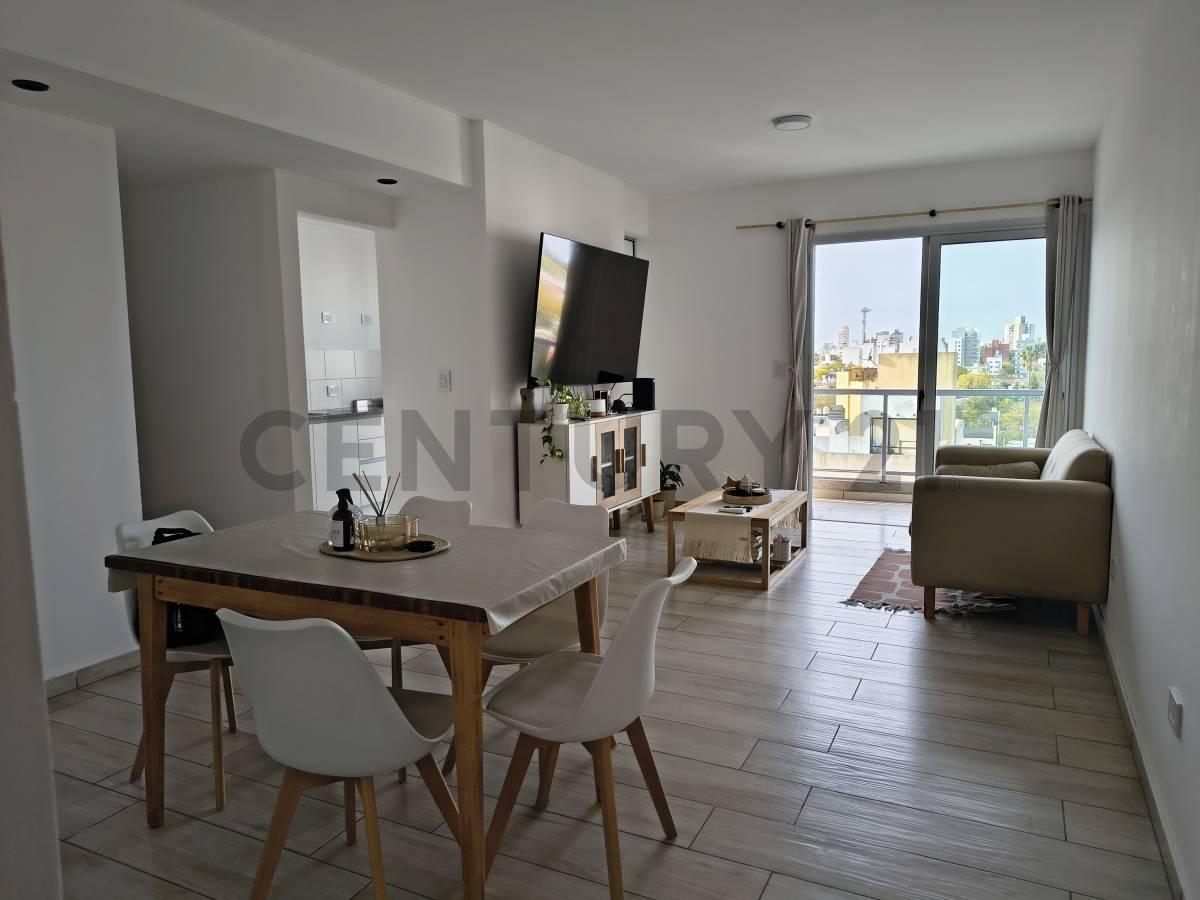 DEPARTAMENTO EN VENTA EN LA PLATA DE 2 DORMITORIOS Y COCHERA — foto 1
